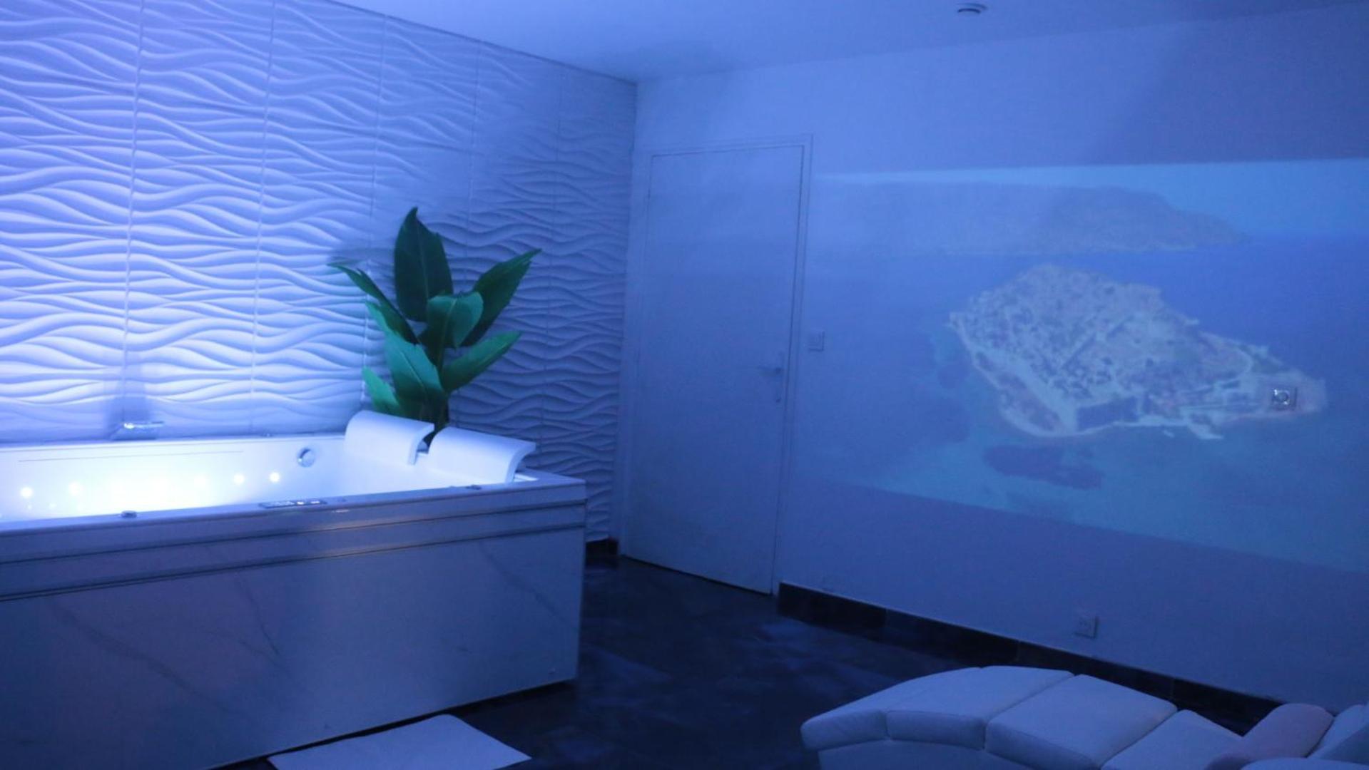 Dima Suite Jacuzzi Privatif Vedène Εξωτερικό φωτογραφία